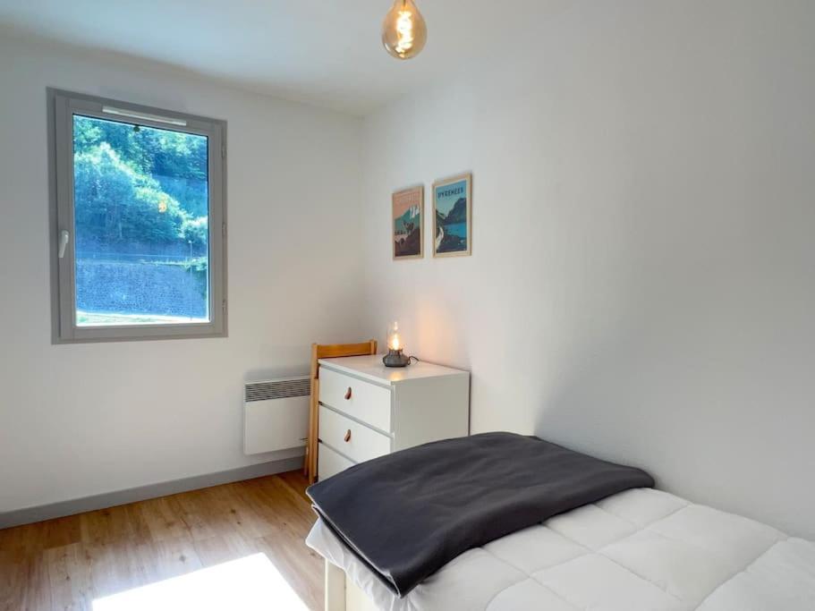 T3 Centre Ville Avec Parking, Balcon Et Wifi. 5P. Cauterets Eksteriør bilde